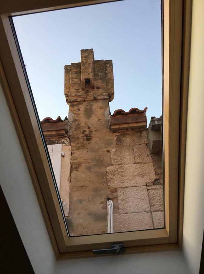 House Bava Hotel Vis Exterior photo